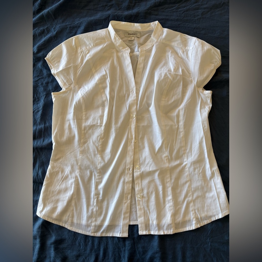 Dressbarn Cream Button-Up Blouse